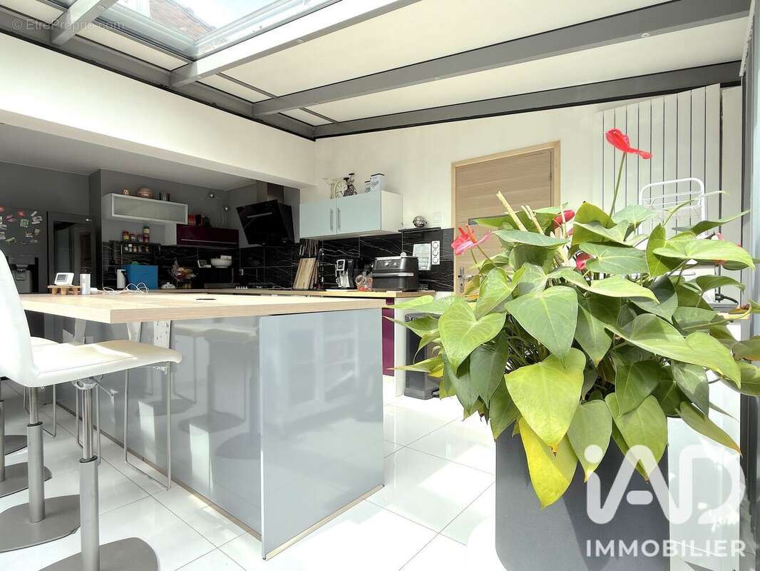 Maison 110 m² à Leers  - photo 5