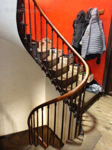 À vendre, Trie sur Baise (Hautes Pyrénées): Maison d'angle et restaurant du 14ème siècle, sur la place d'une bastide, avec appar - photo 11