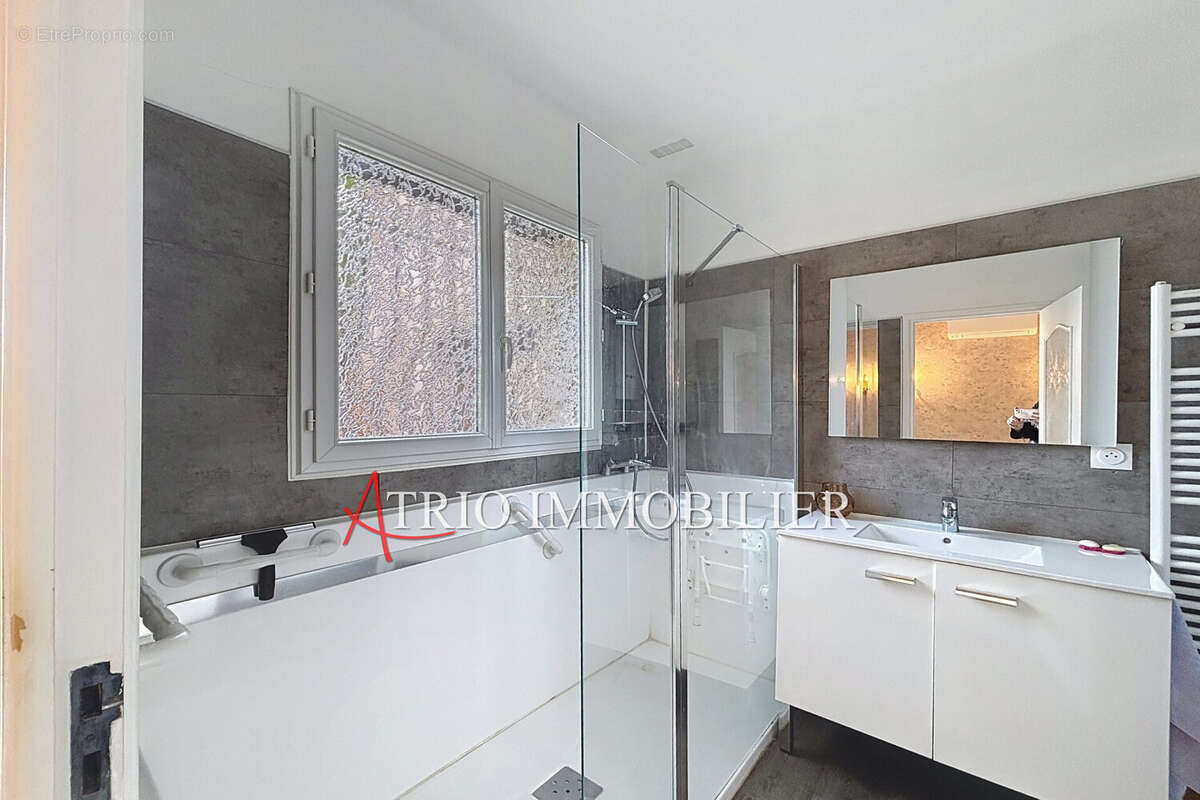 Maison à CAGNES-SUR-MER