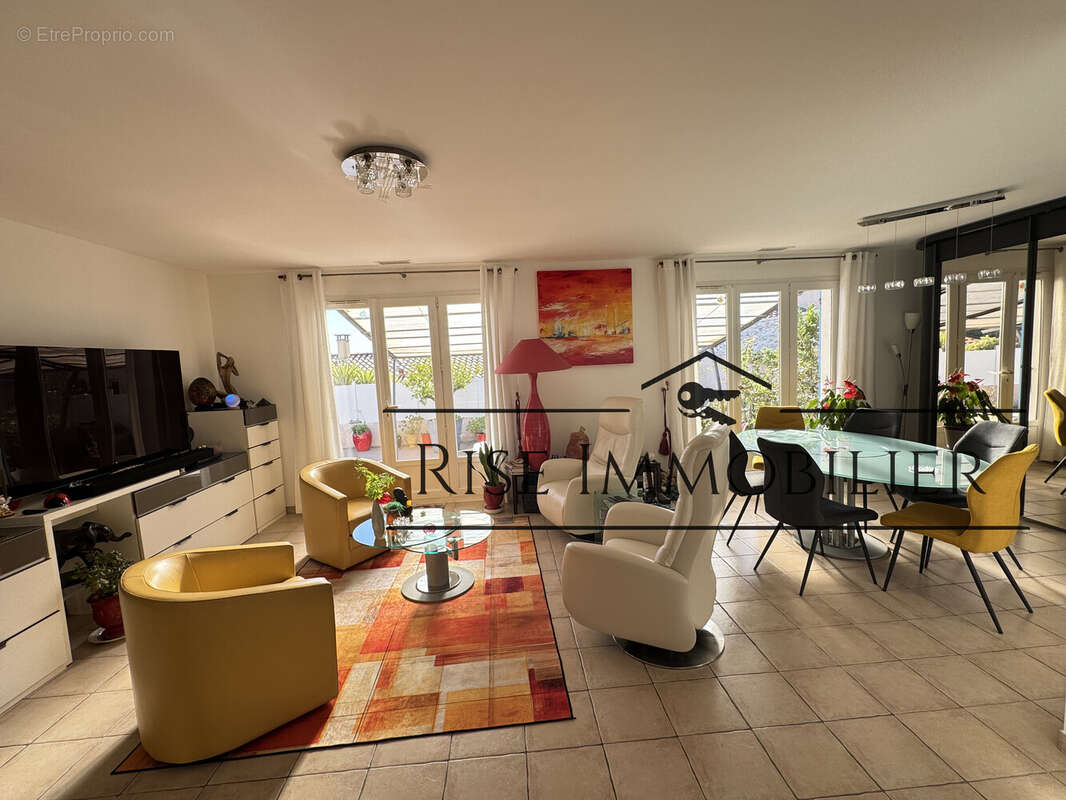 Maison à BIZE-MINERVOIS