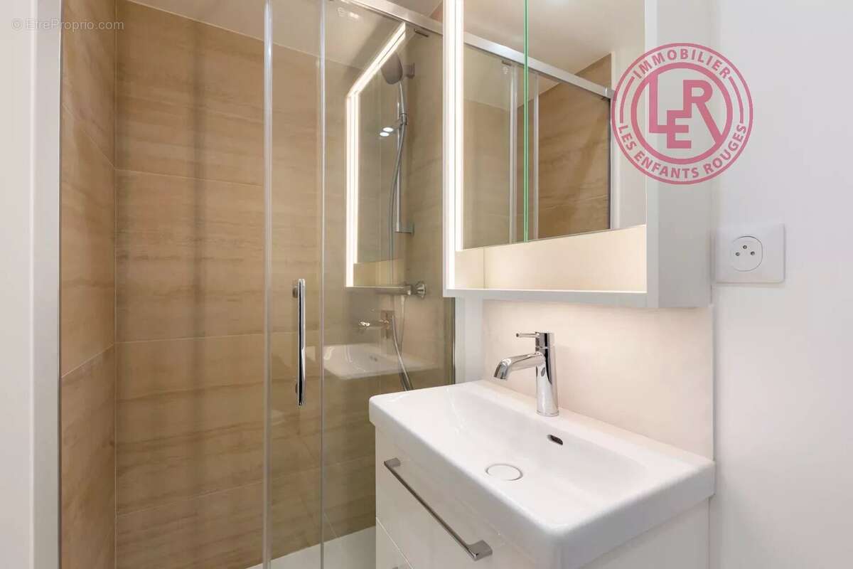 Appartement à PARIS-6E