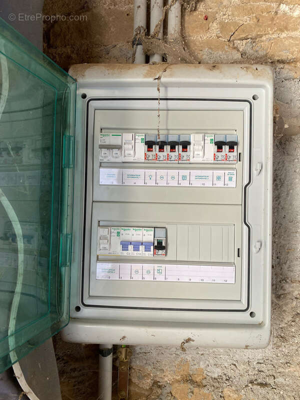Charmante maison de village à vendre 70m² COUTARNOUX (89) avec dépendances et cour intérieure - photo 20