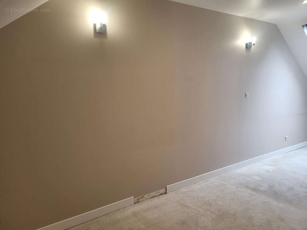 Maison à VILLETANEUSE