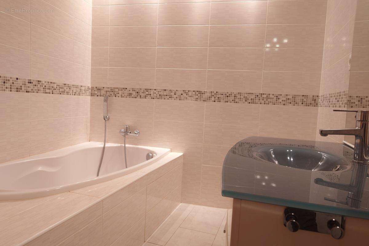 Appartement à VILLARS-SUR-VAR