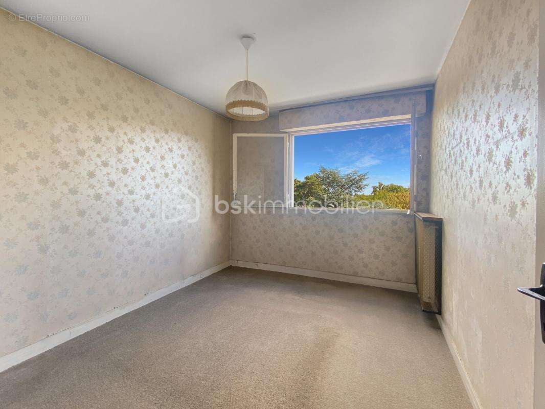 Appartement à VILLE-D&#039;AVRAY