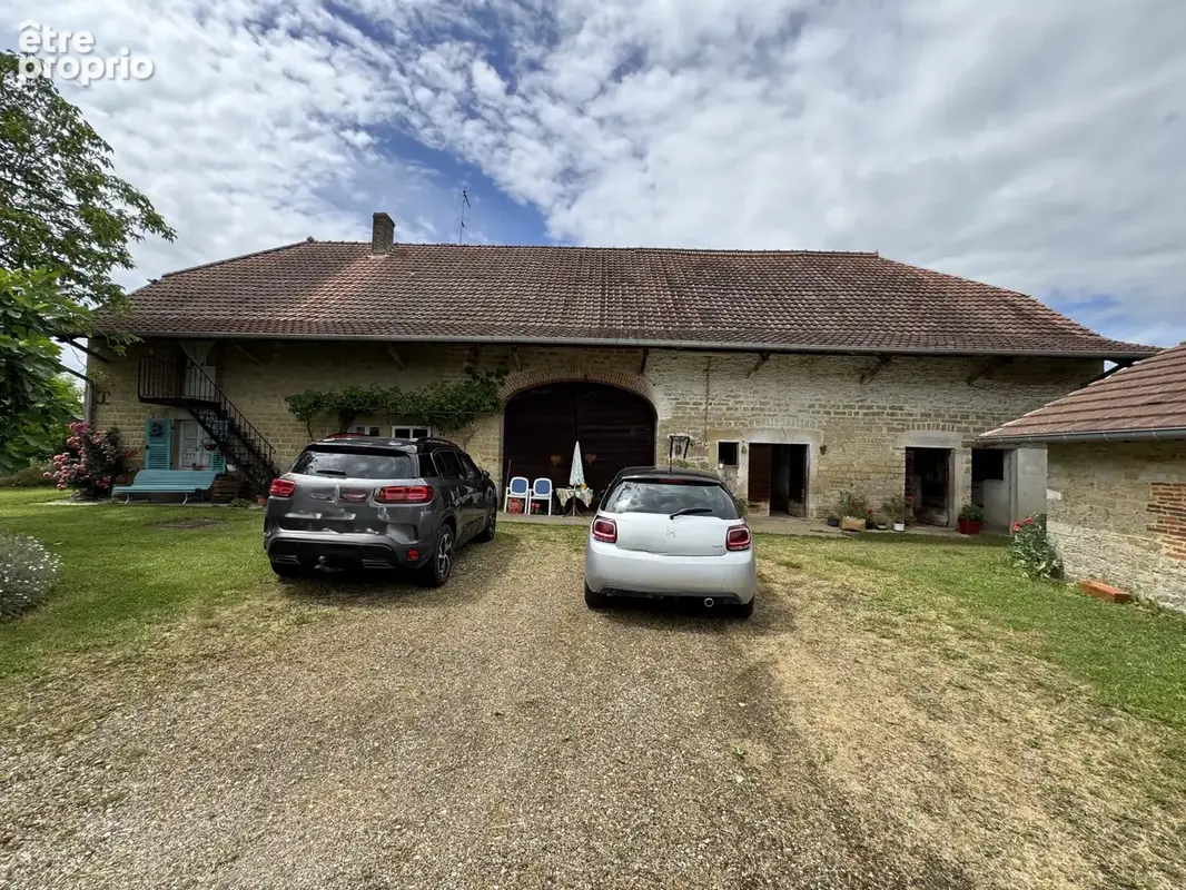 Maison 4 pièces 122 m² à vendre à Bretenieres (39120) - photo 2