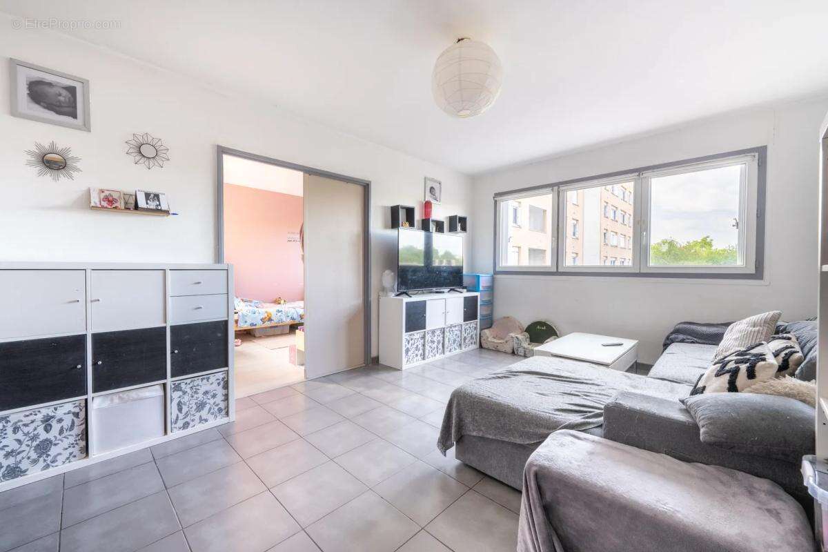 Appartement à SAINT-GRATIEN