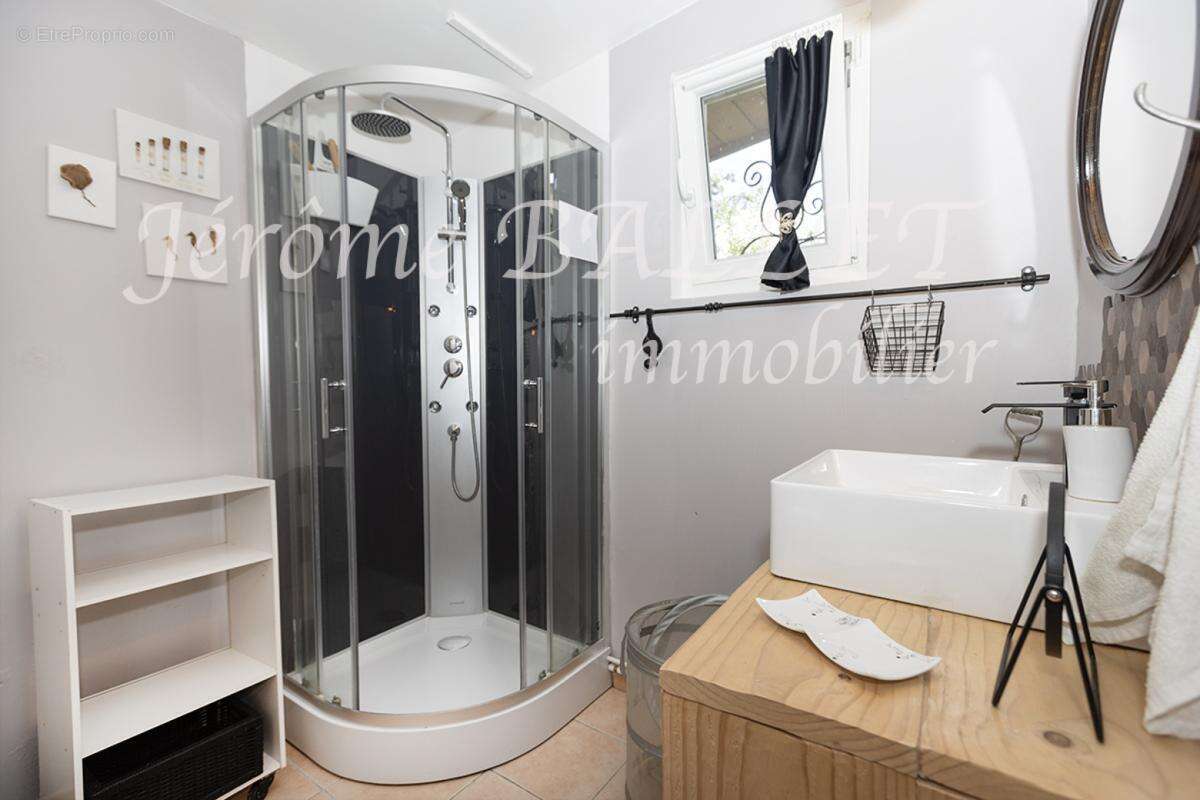 Maison 146 m² à Realmont  - photo 21