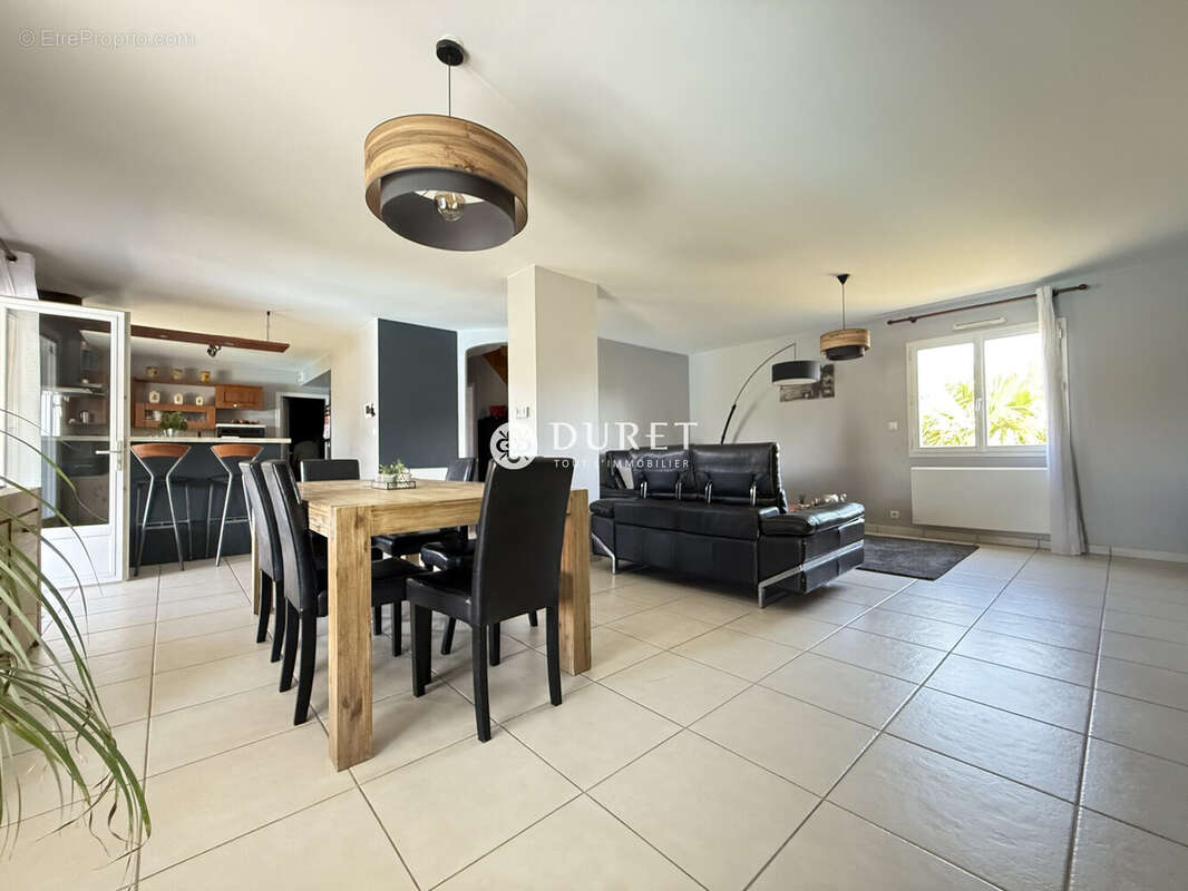 Maison à LA CHAPELLE-HEULIN