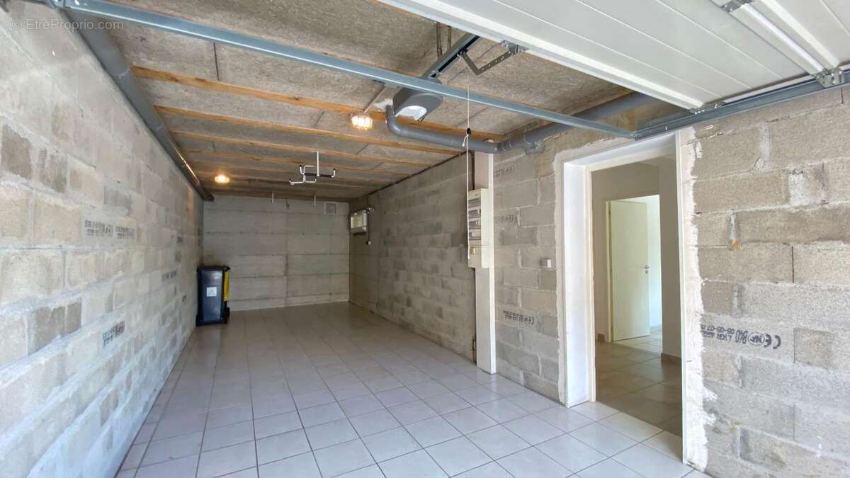 Maison à CAILLOUX-SUR-FONTAINES