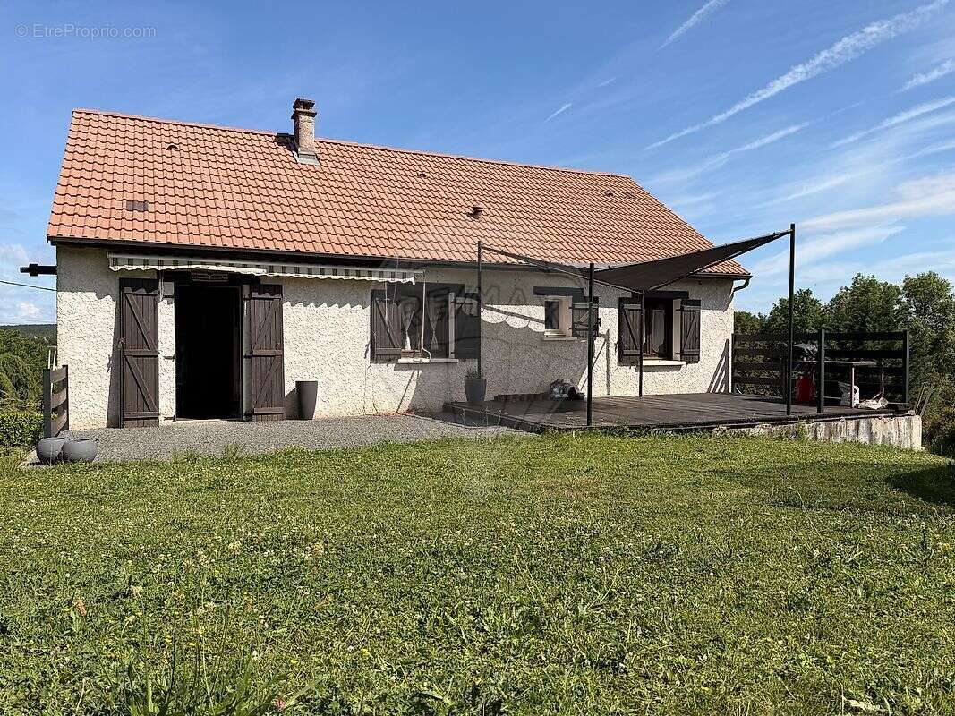 Maison à MONTIGNY-AUX-AMOGNES