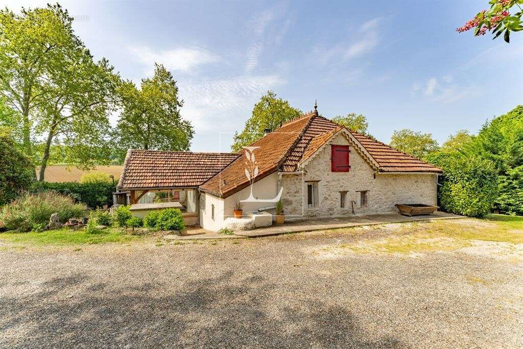 Maison à LAUZERTE