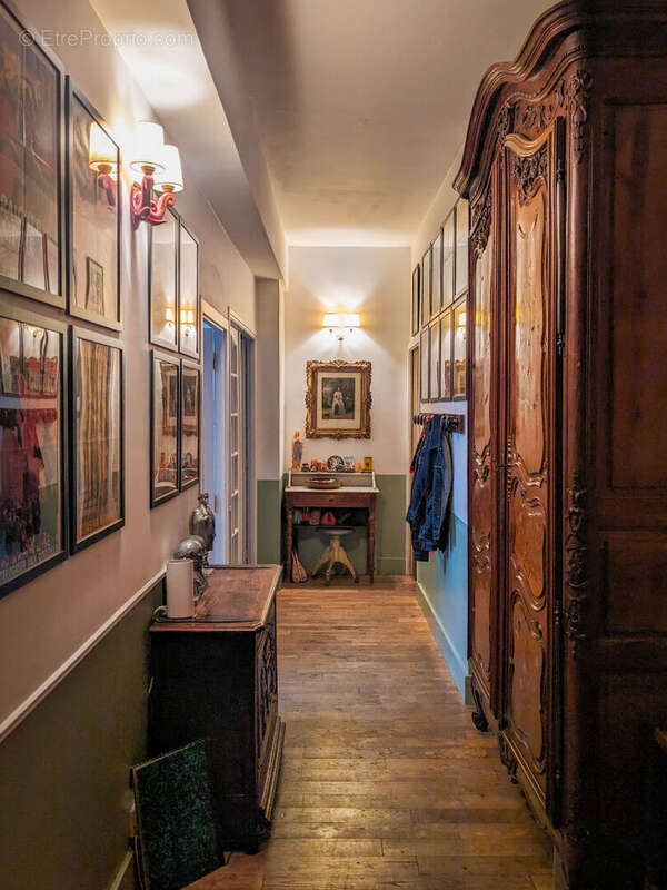 Appartement à PARIS-18E