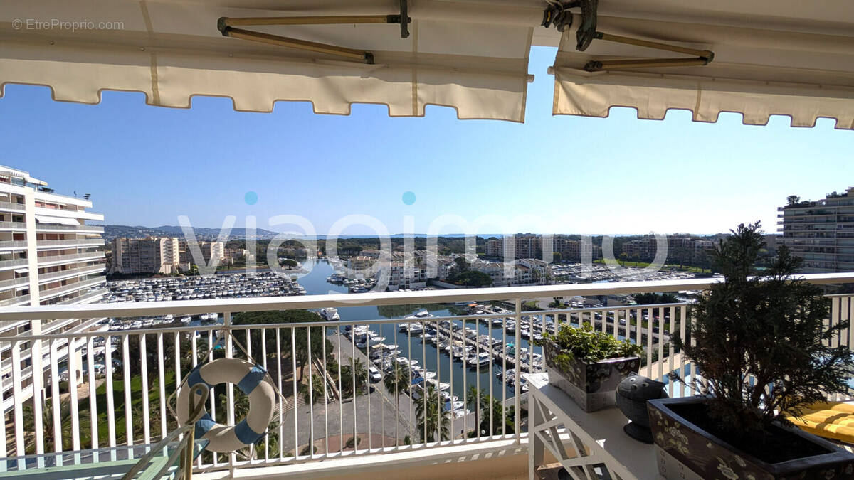 Appartement à MANDELIEU-LA-NAPOULE