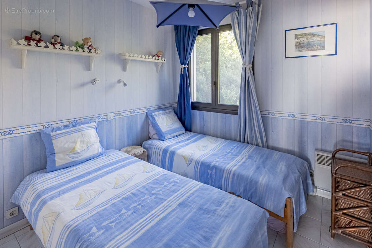 Appartement à SIX-FOURS-LES-PLAGES