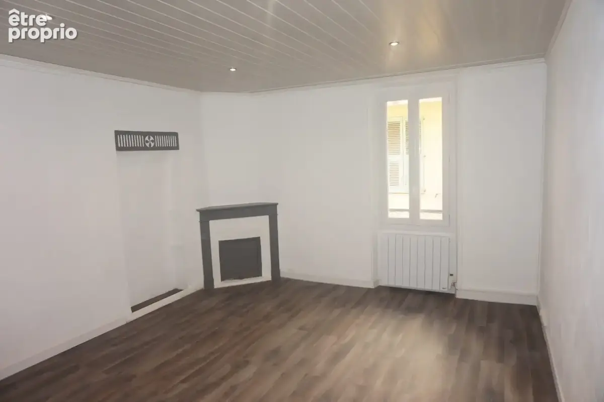 Appartement à VALLAURIS