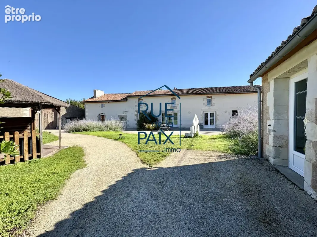 Maison à QUINCAY
