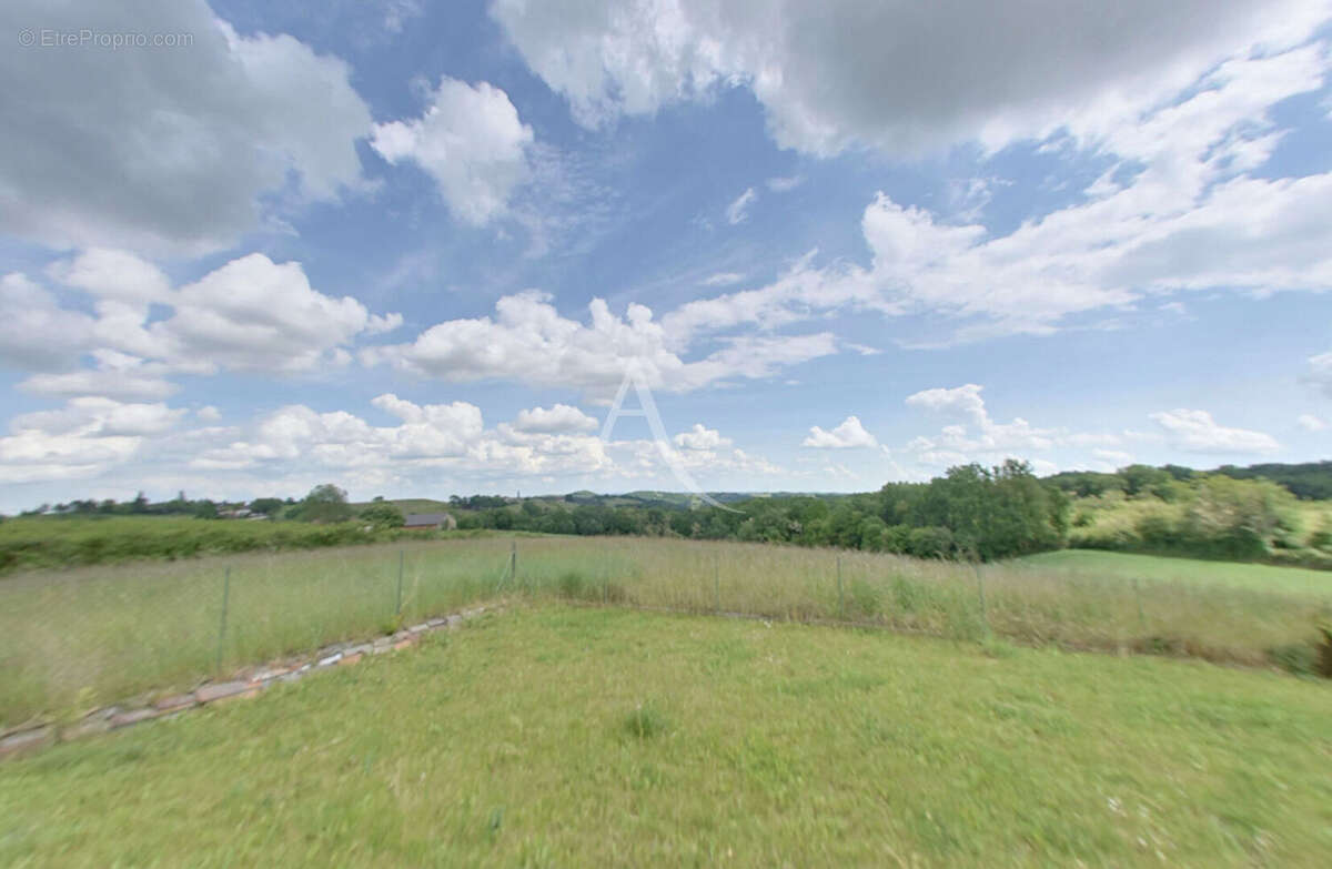 Maison à CAZES-MONDENARD