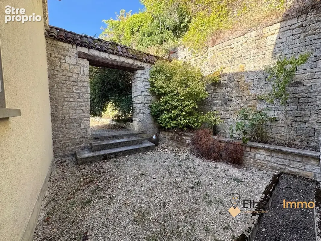 Maison 5 pièces 95 m² à vendre à Laferte-Sur-Aube (52120) - photo 5
