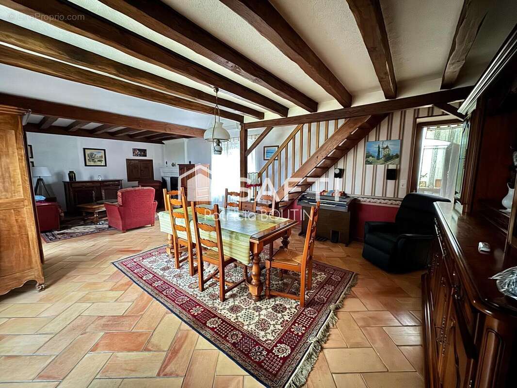 Photo 2 - Maison à SAINT-POMPAIN