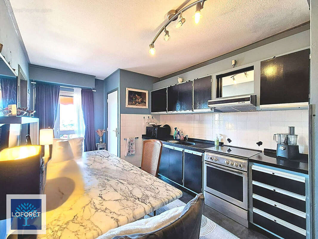 Appartement à VALLAURIS