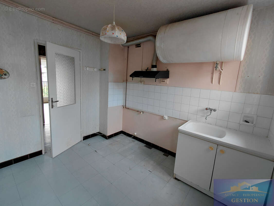 Appartement de type 4 avec cave et garage - photo 4