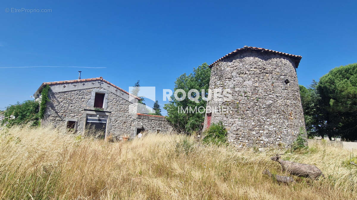 Maison à LE CAYLAR