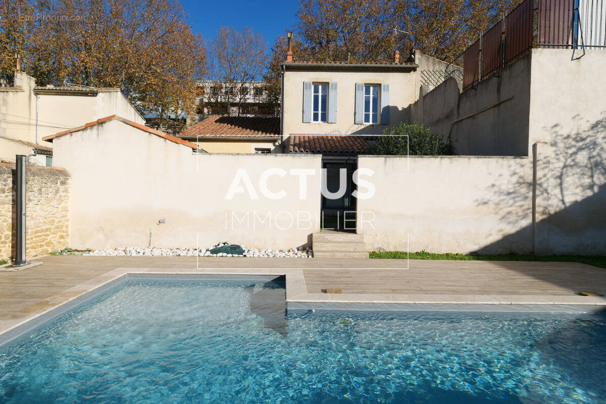 Maison à SALON-DE-PROVENCE