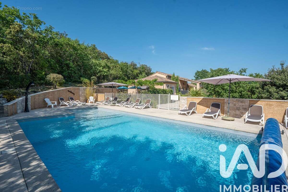 Maison 304 m² à Lagorce  - photo 3