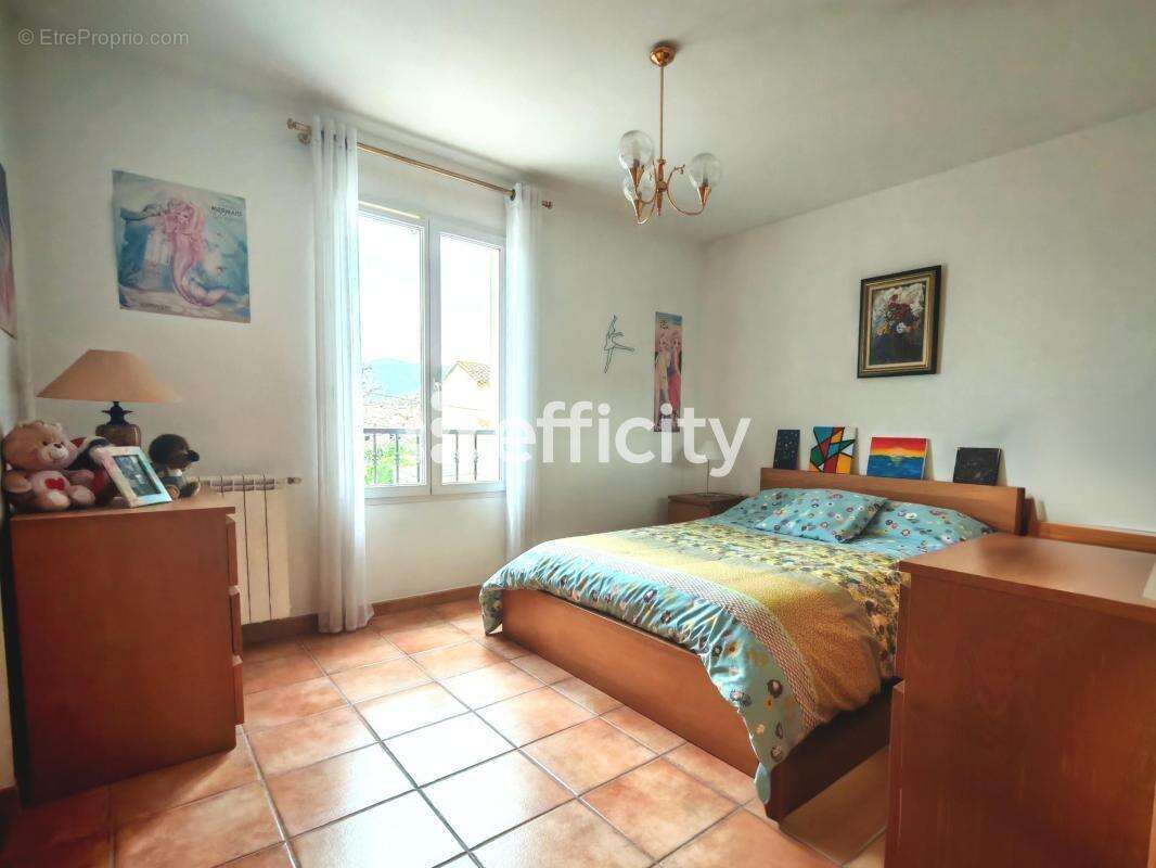 Maison à MARSEILLE-11E