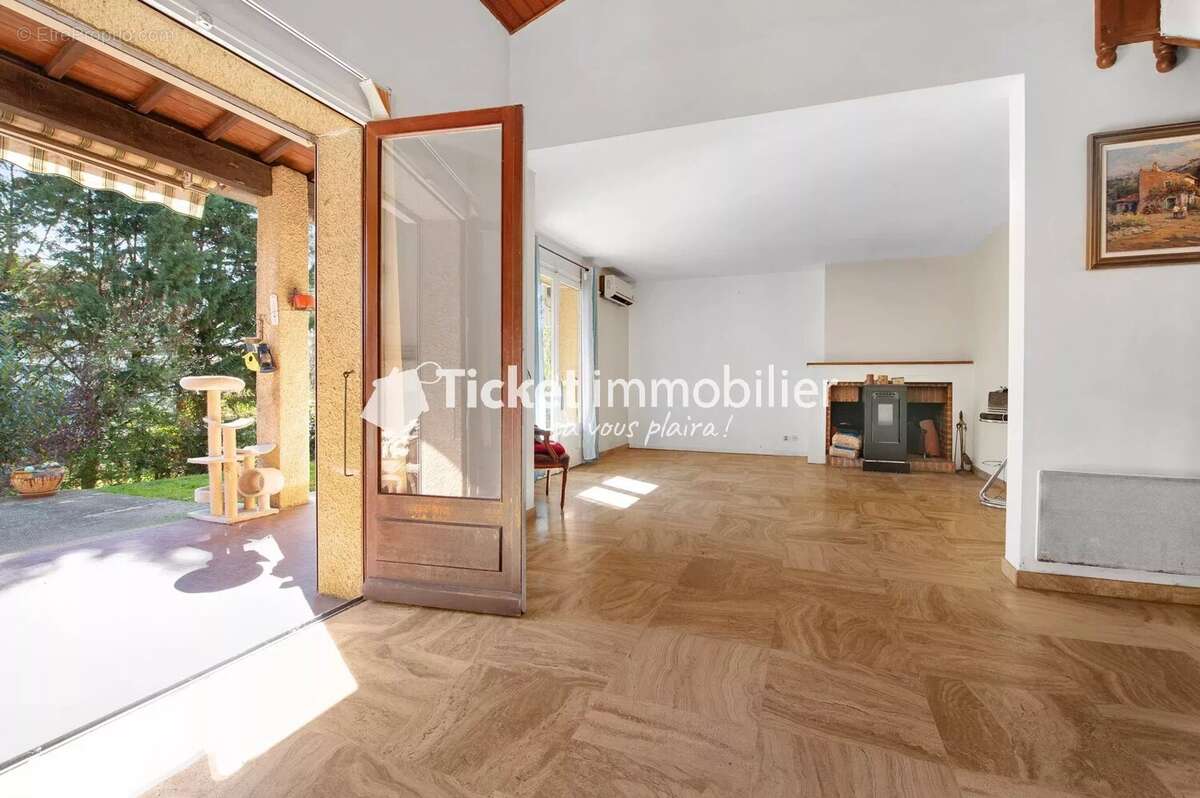 Maison à CORNEBARRIEU