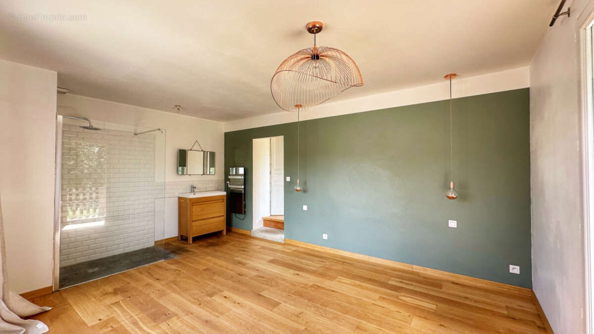 VIRIVILLE, Maison de 160 m2 avec jardin - photo 9