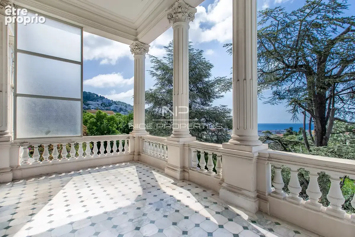 Majestueux 6 pièces  vue mer de 288 m² habitables dans une Hôtel Particulier du Mont Boron - photo 3