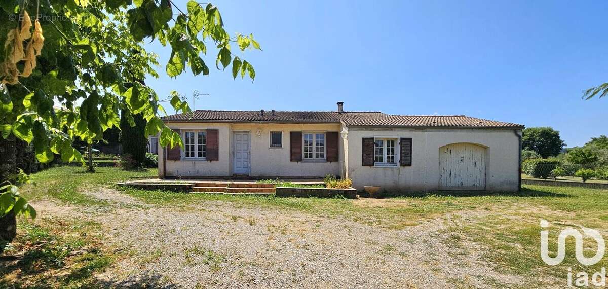 Photo 2 - Maison à LABLACHERE