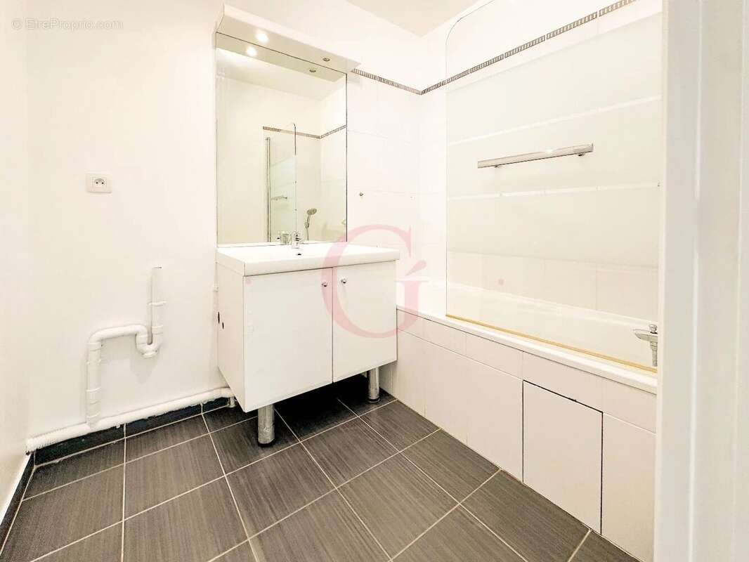 Appartement à BOURG-LA-REINE