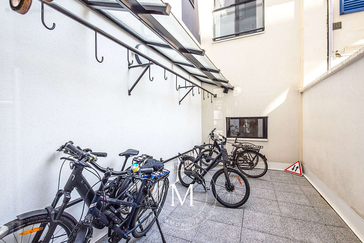 Appartement à MONTROUGE