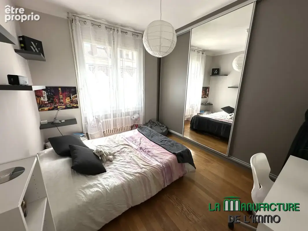 Appartement de type F6 de 140.14 m2 - 4 chambres - 2 balcons - cave - normes PMR / Saint-etienne Anatole Franc - photo 23