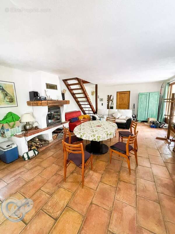 Maison à SAINT-CHRISTOL