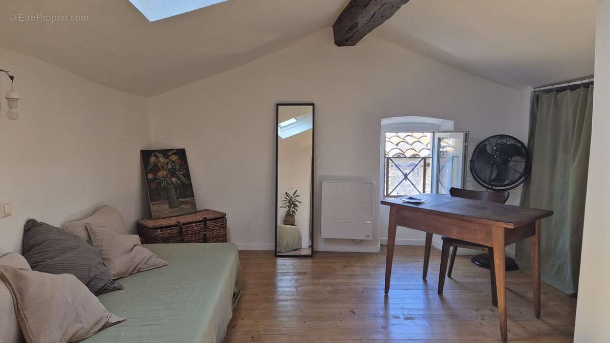 Maison à COMBAS