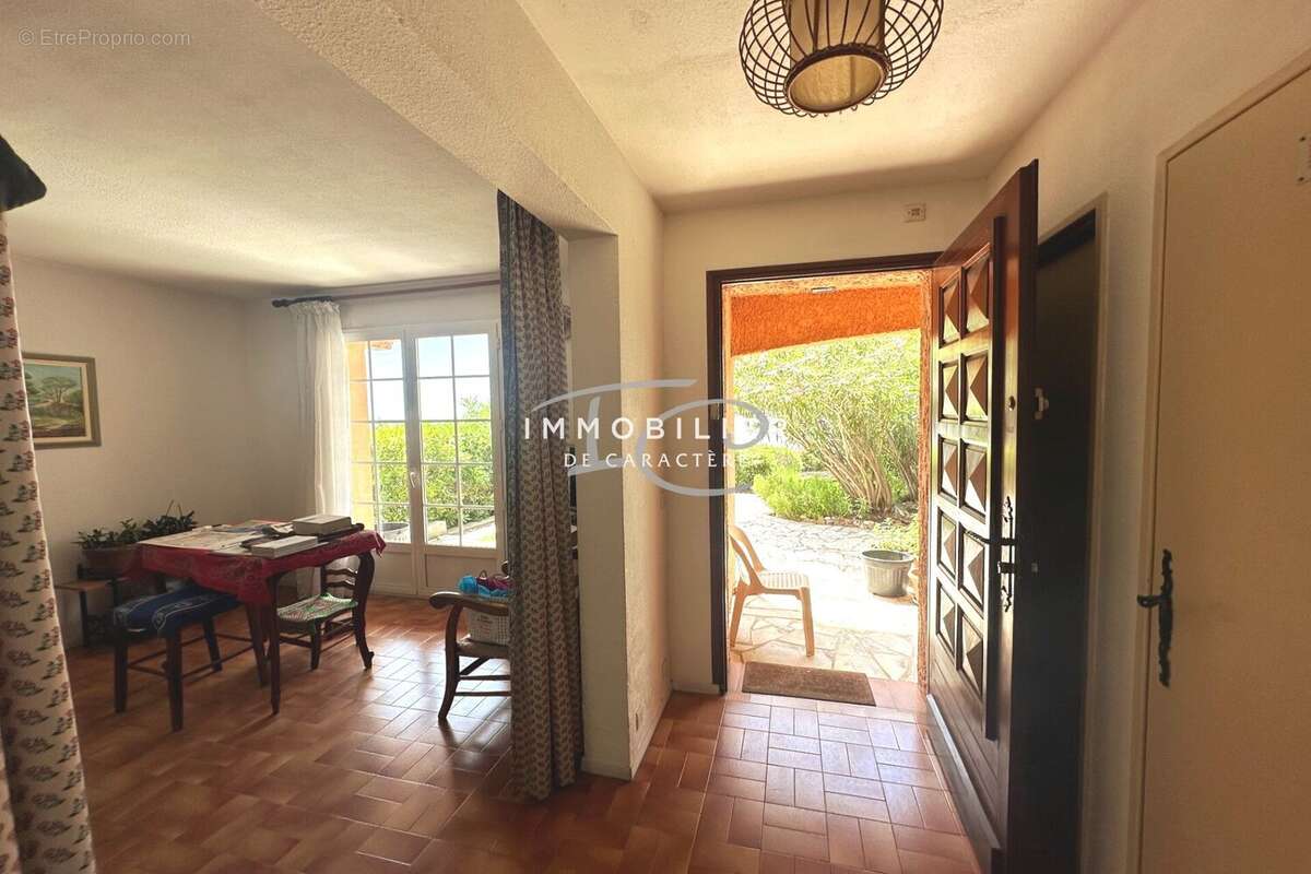 Maison à LA CROIX-VALMER