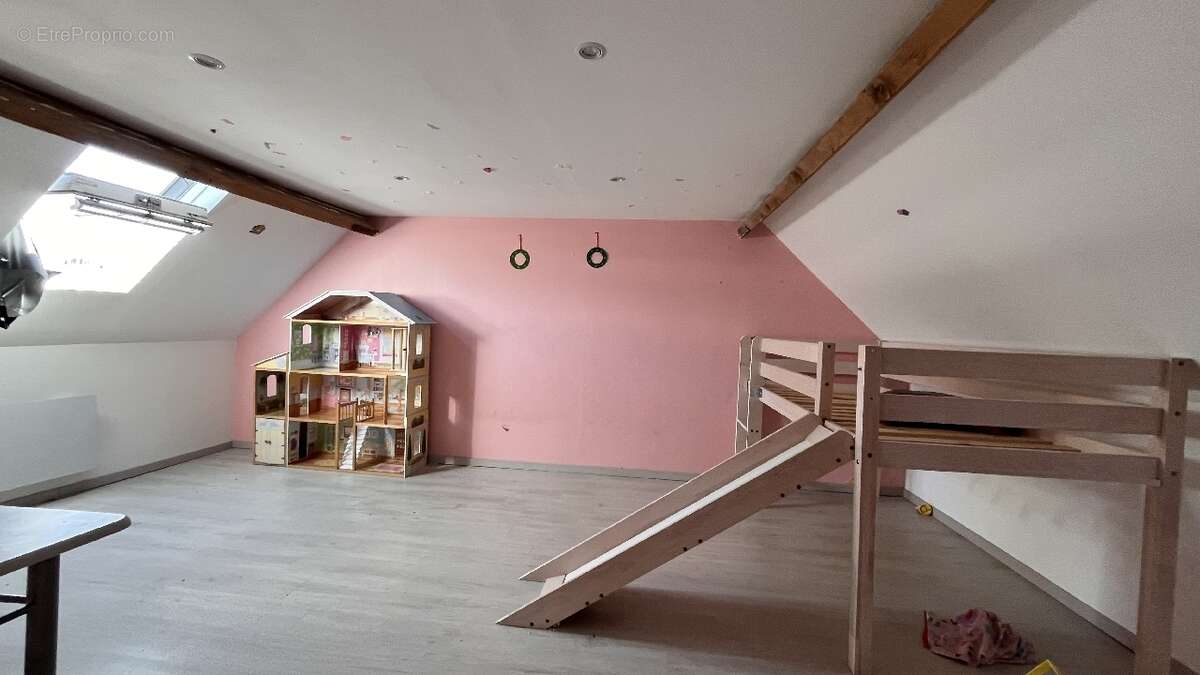 Maison 142 m² à Flers  - photo 8