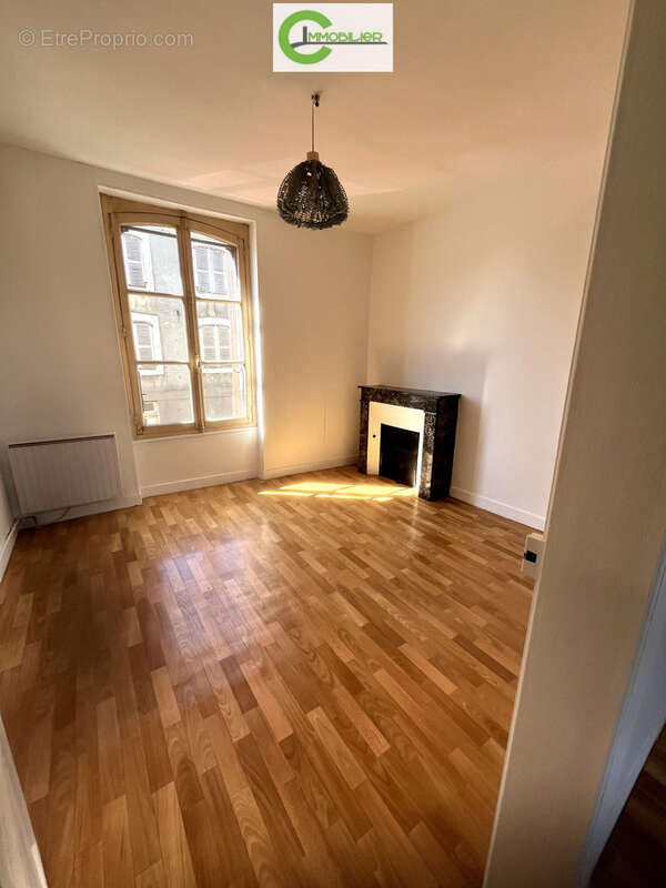 Maison à SCEAUX-SUR-HUISNE