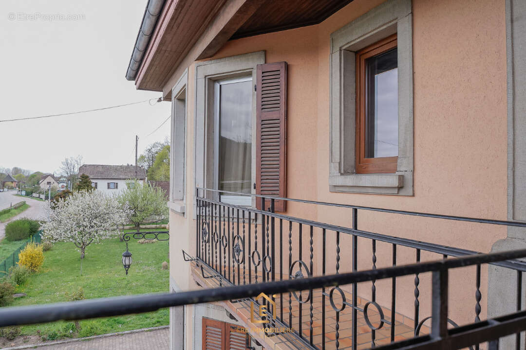 Maison à CHATENOIS