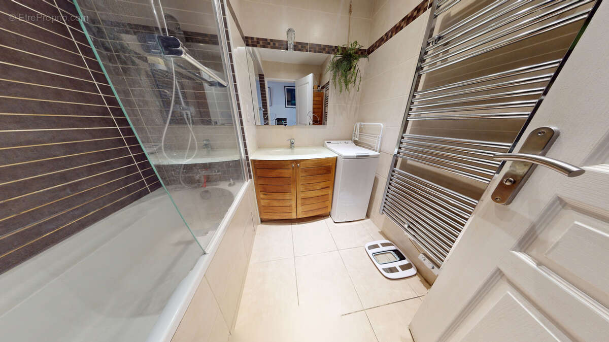 Appartement à HOUILLES