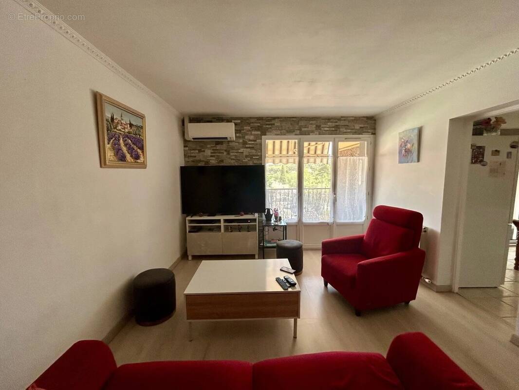 Appartement à OLLIOULES