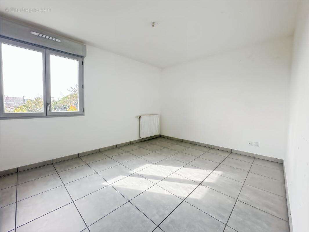 Appartement à BEAUMONT-LES-VALENCE