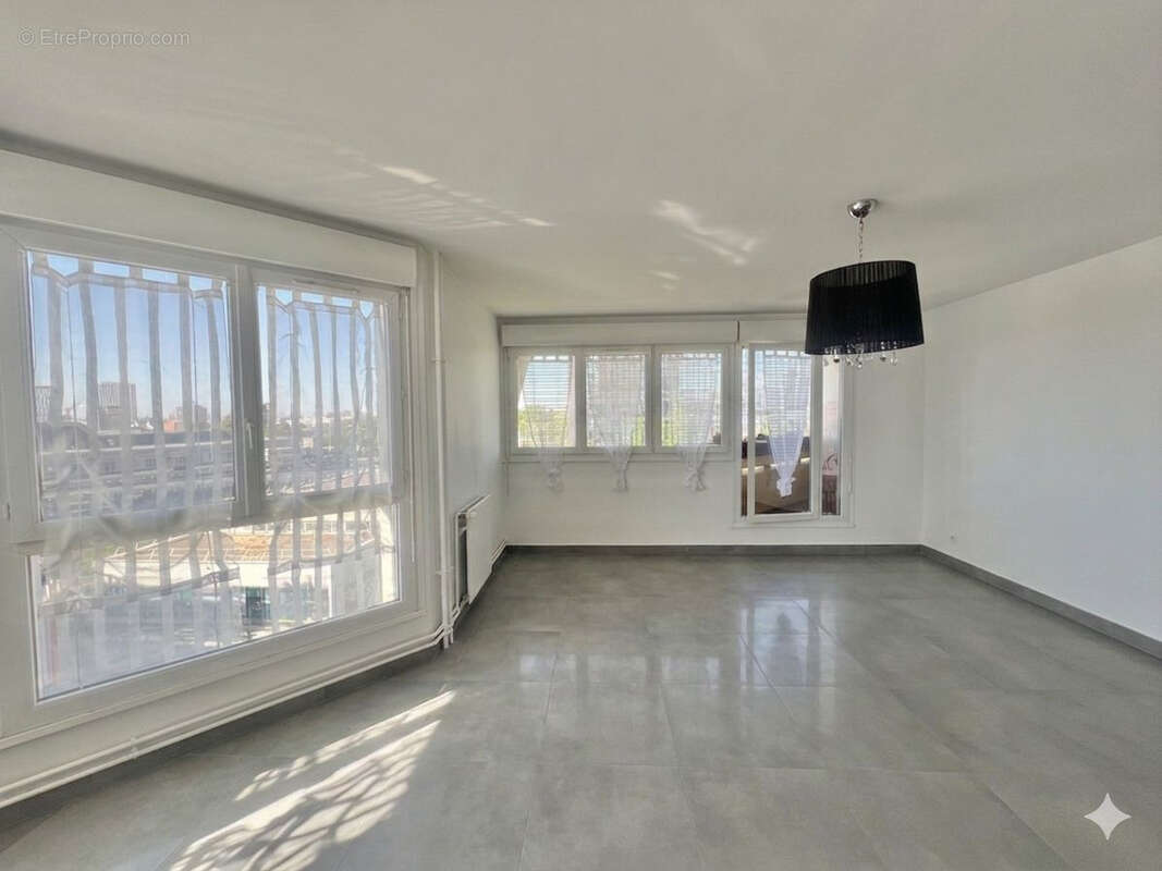 Appartement à BAGNOLET