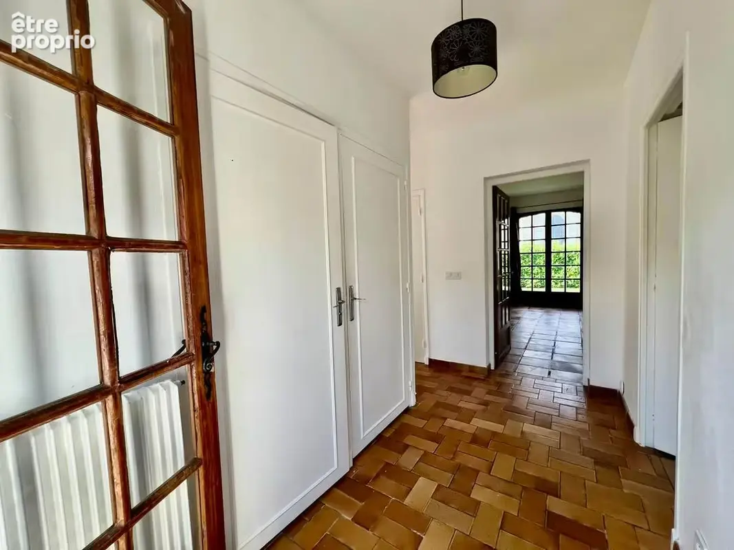Verquigneul - Maison individuelle semi plain pied 200m2 - 6 chambres - garages - jardin - photo 5