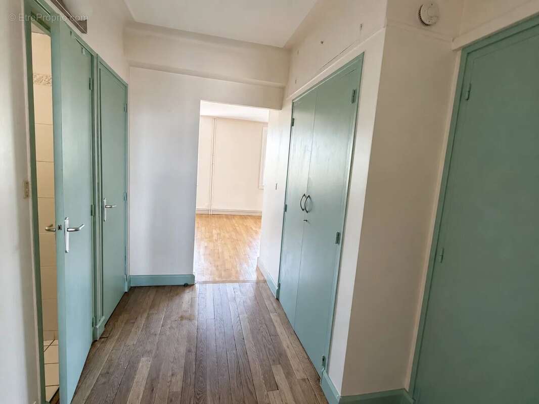 Appartement à PARIS-19E