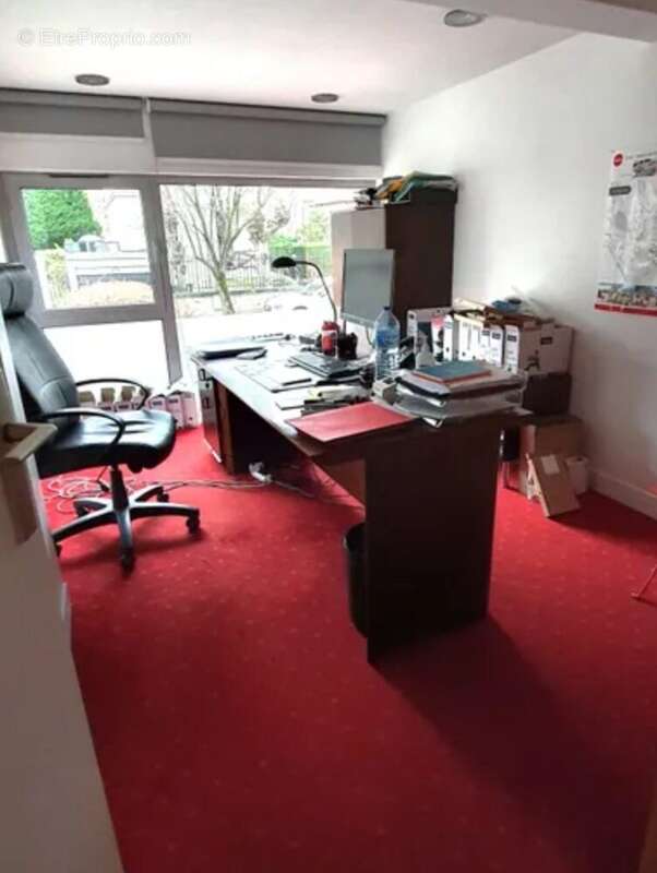 Commerce à ENGHIEN-LES-BAINS